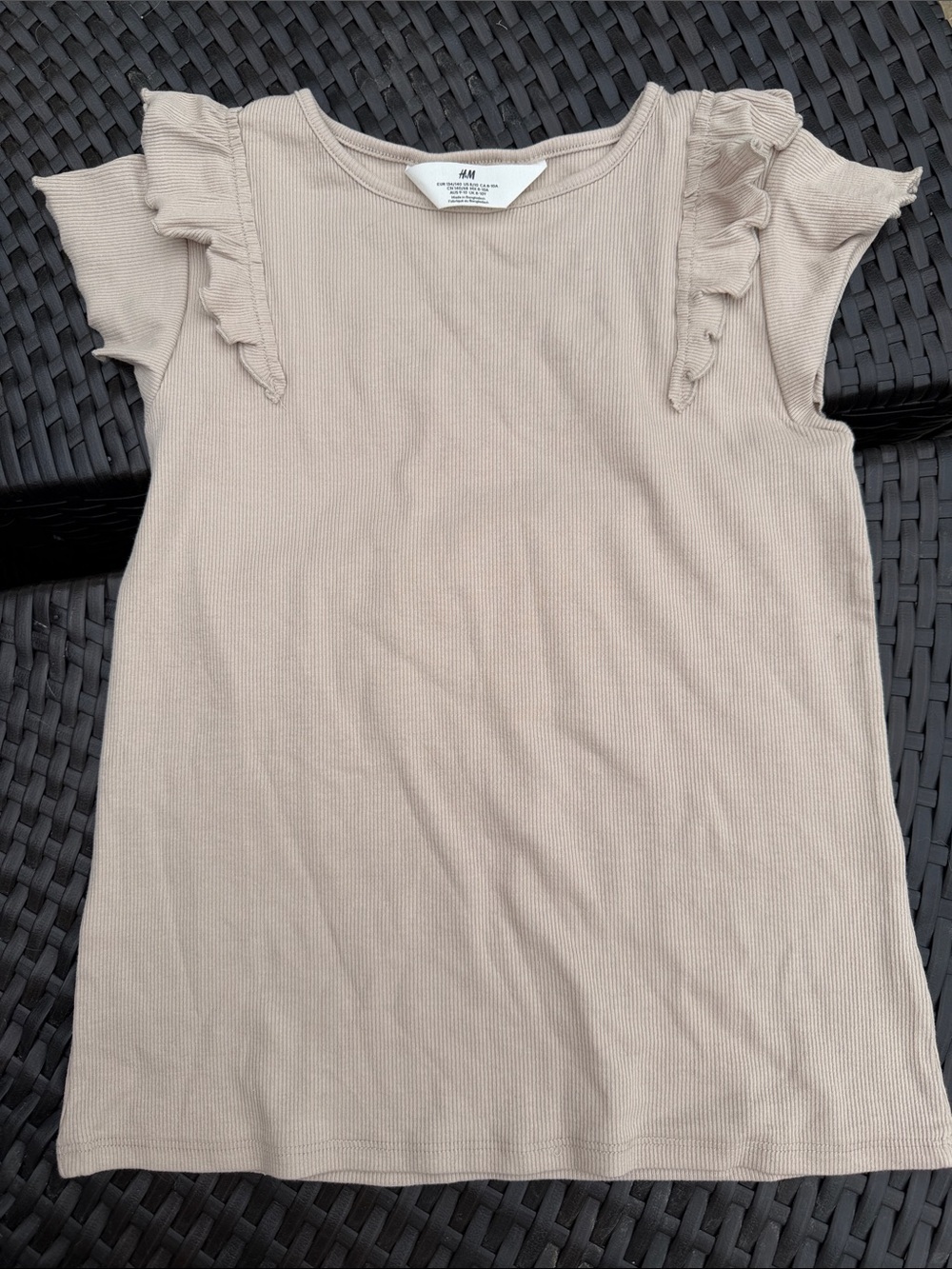 NWOT H&M Shirt